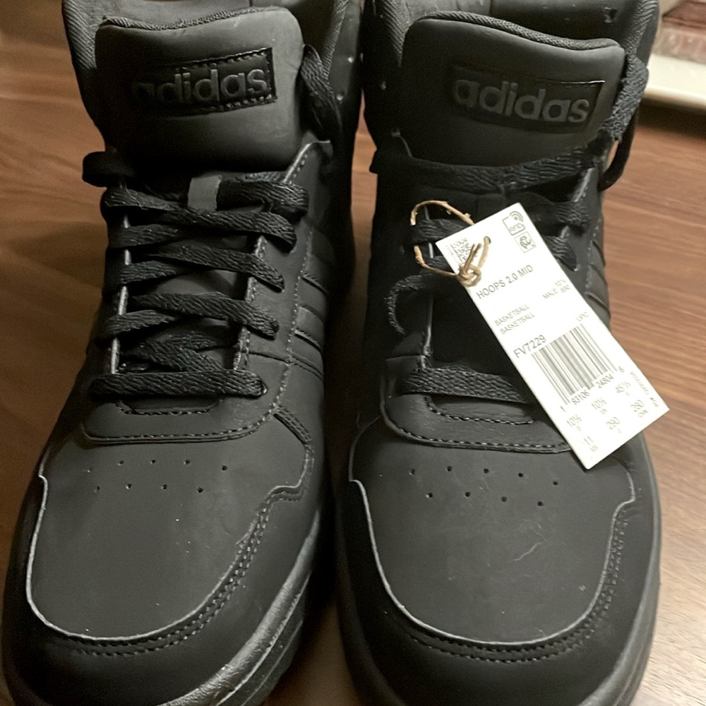Adidas US 11 shoe size black